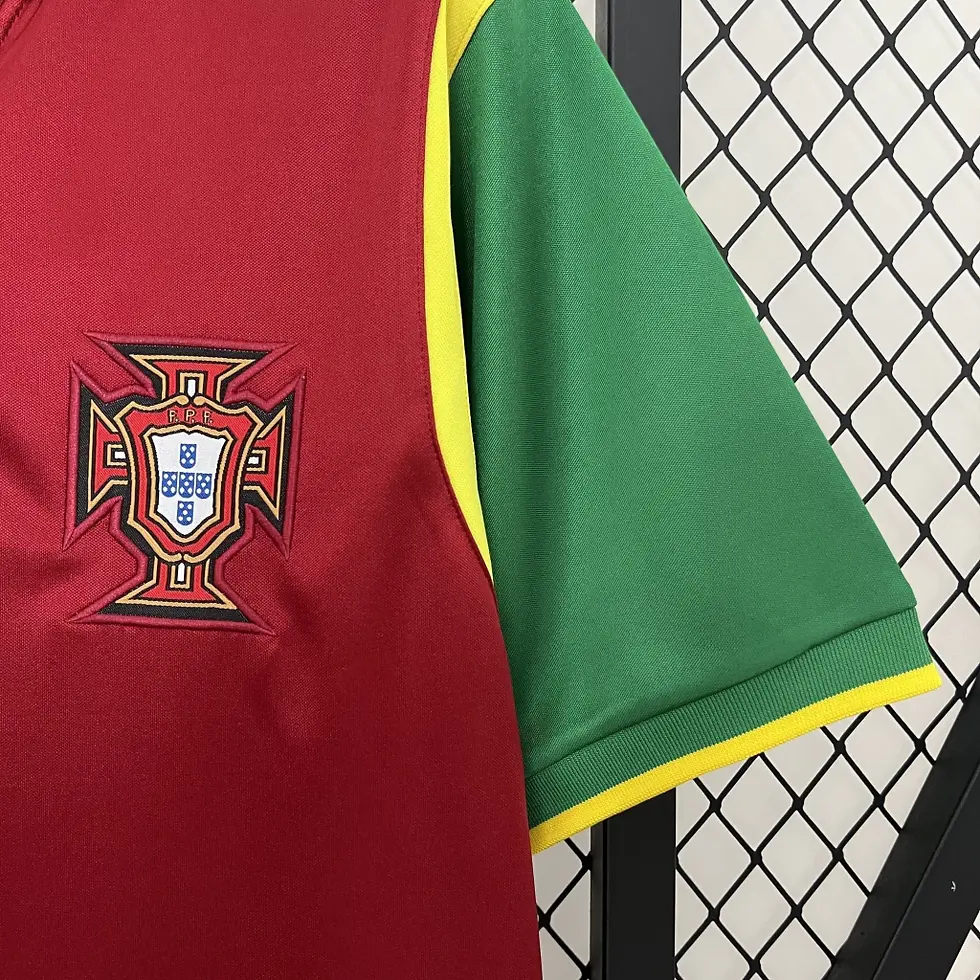 Miniatura: Portugal home 1999 Figo 7 