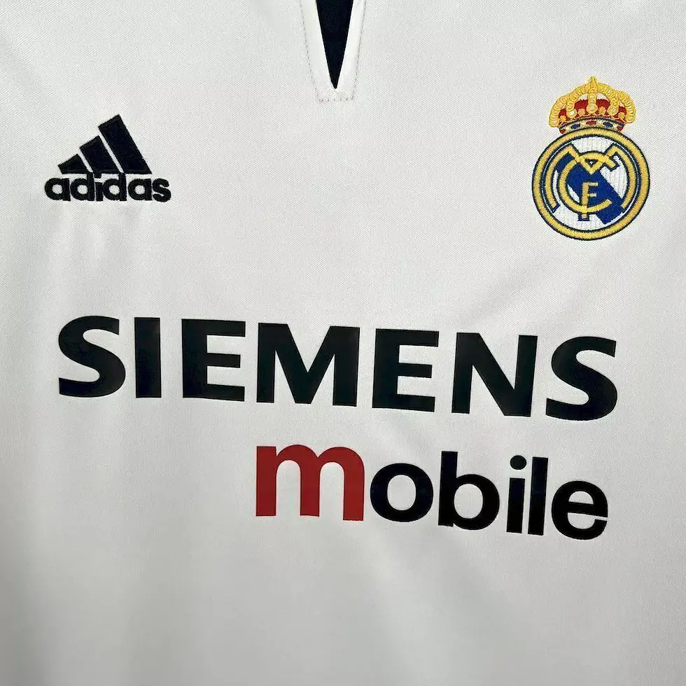Miniatura: Real Madrid Home  2003/2004