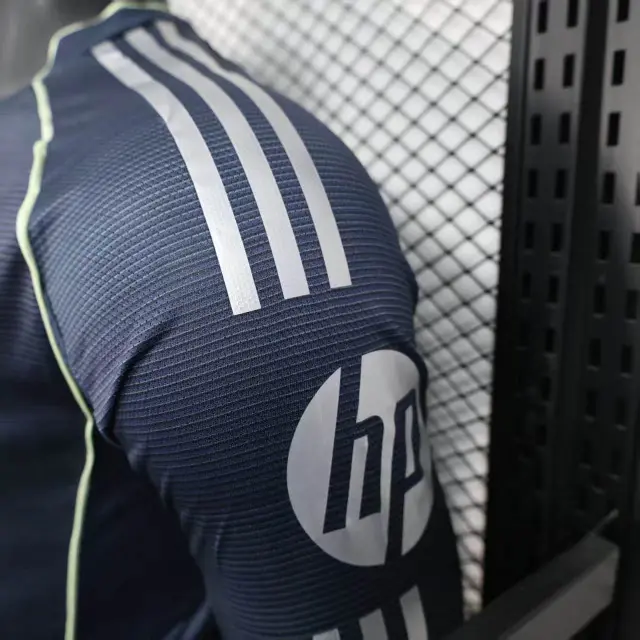 Miniatura: Real Madrid Away - 2025/26 Versão Jogador 