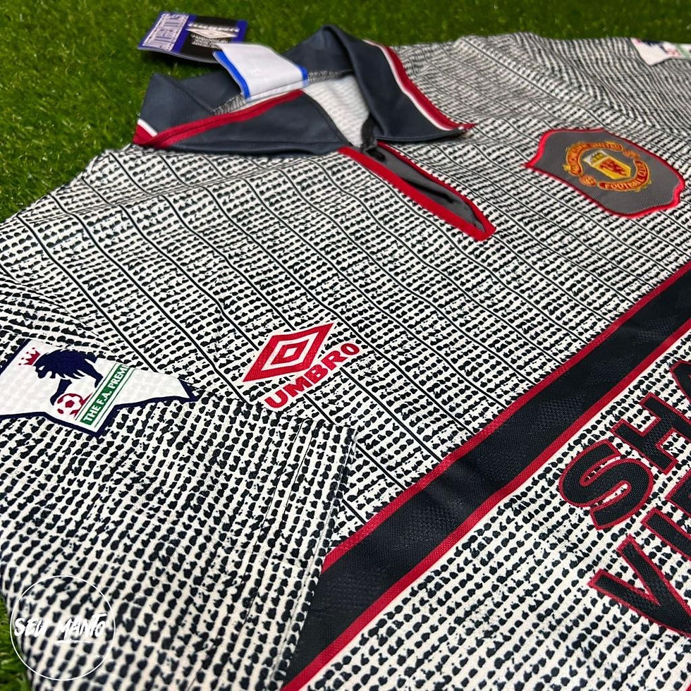 Miniatura: Manchester United away 1995/1996 Beckham 24