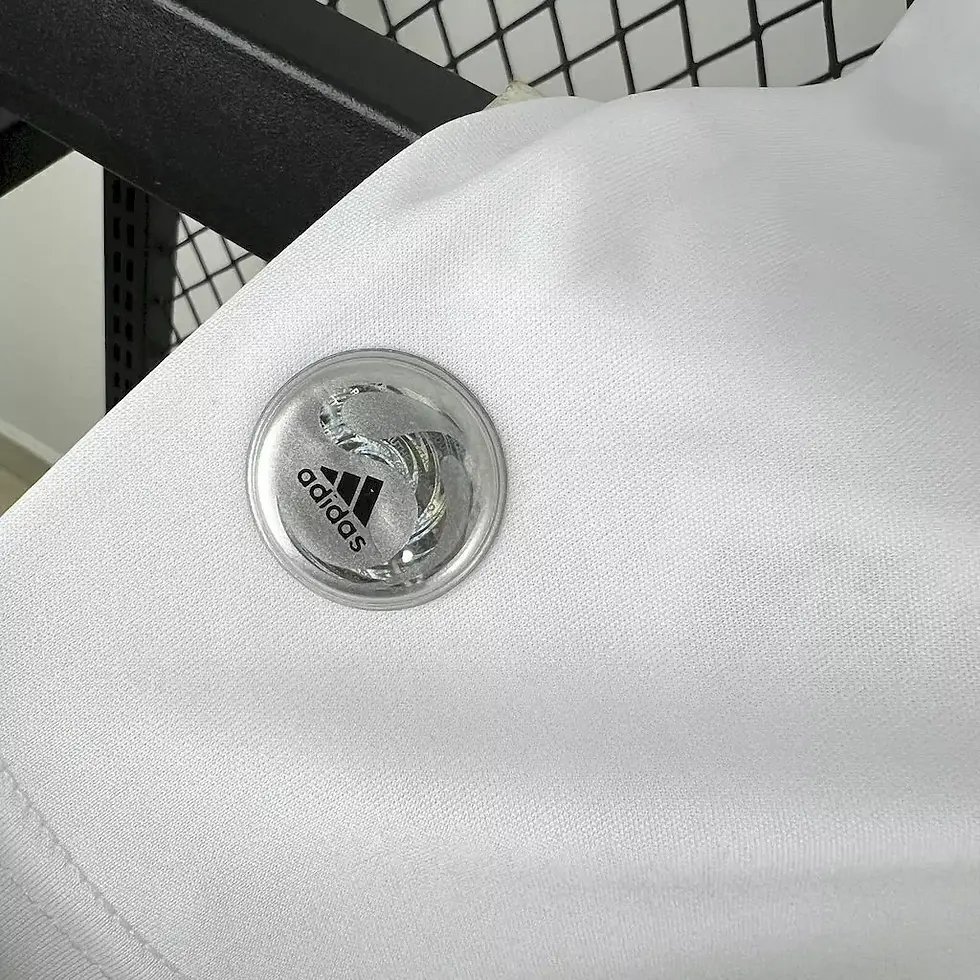 Miniatura: Real Madrid home - 2009/2010 