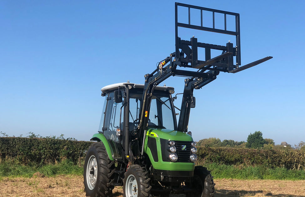 754CH with loader