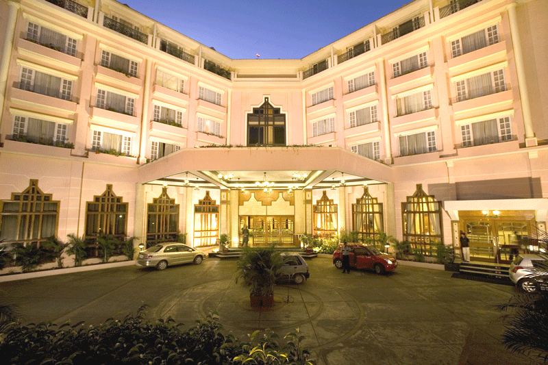 Chancery-photo-home_ph231927551 (1).gif