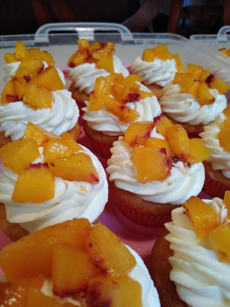 Thumbnail: Peach Cupcakes