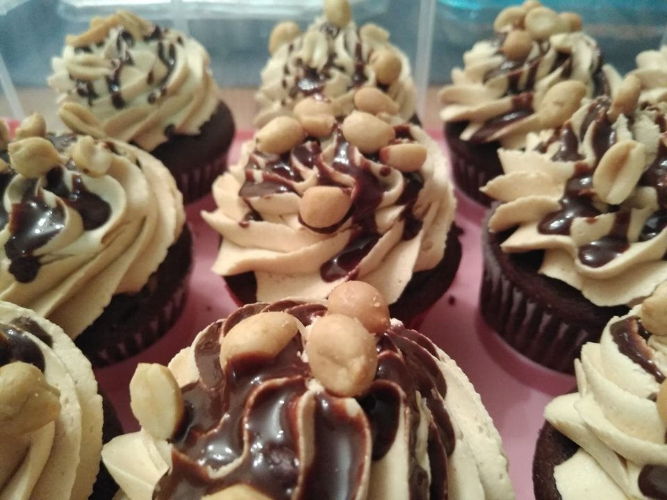 Thumbnail: Snickers Cupcakes