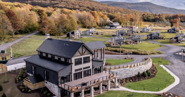 spa with cabins 2.png