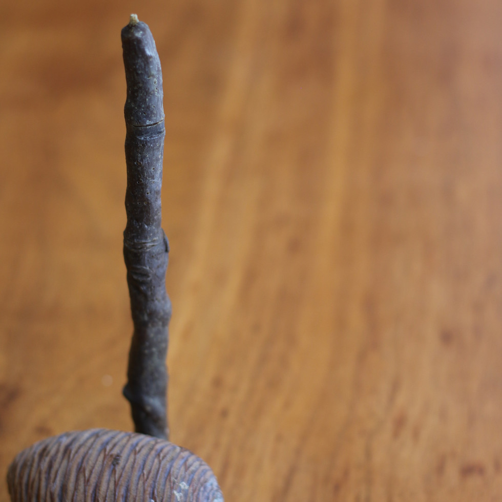 Landle chestnut twig candle