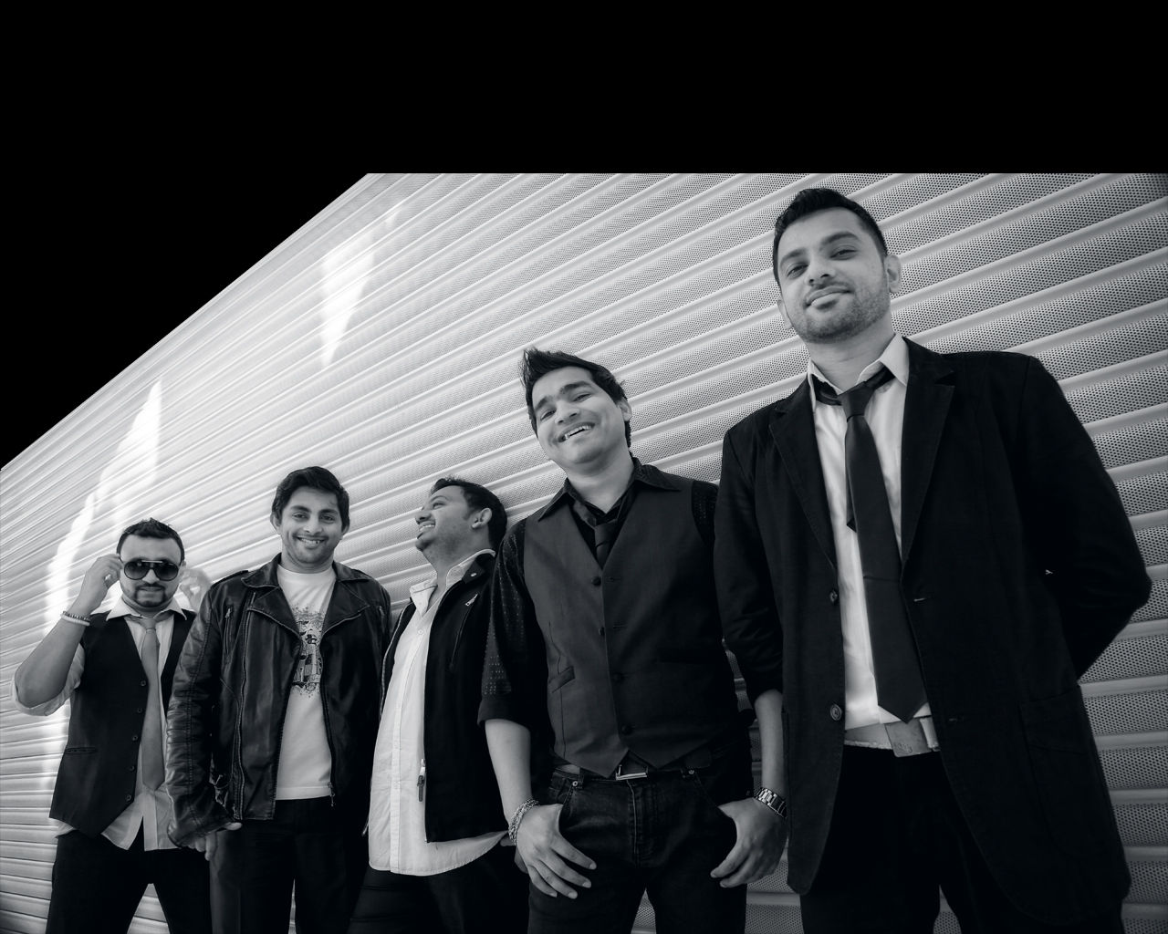 True Colors Band Music and Entertainment