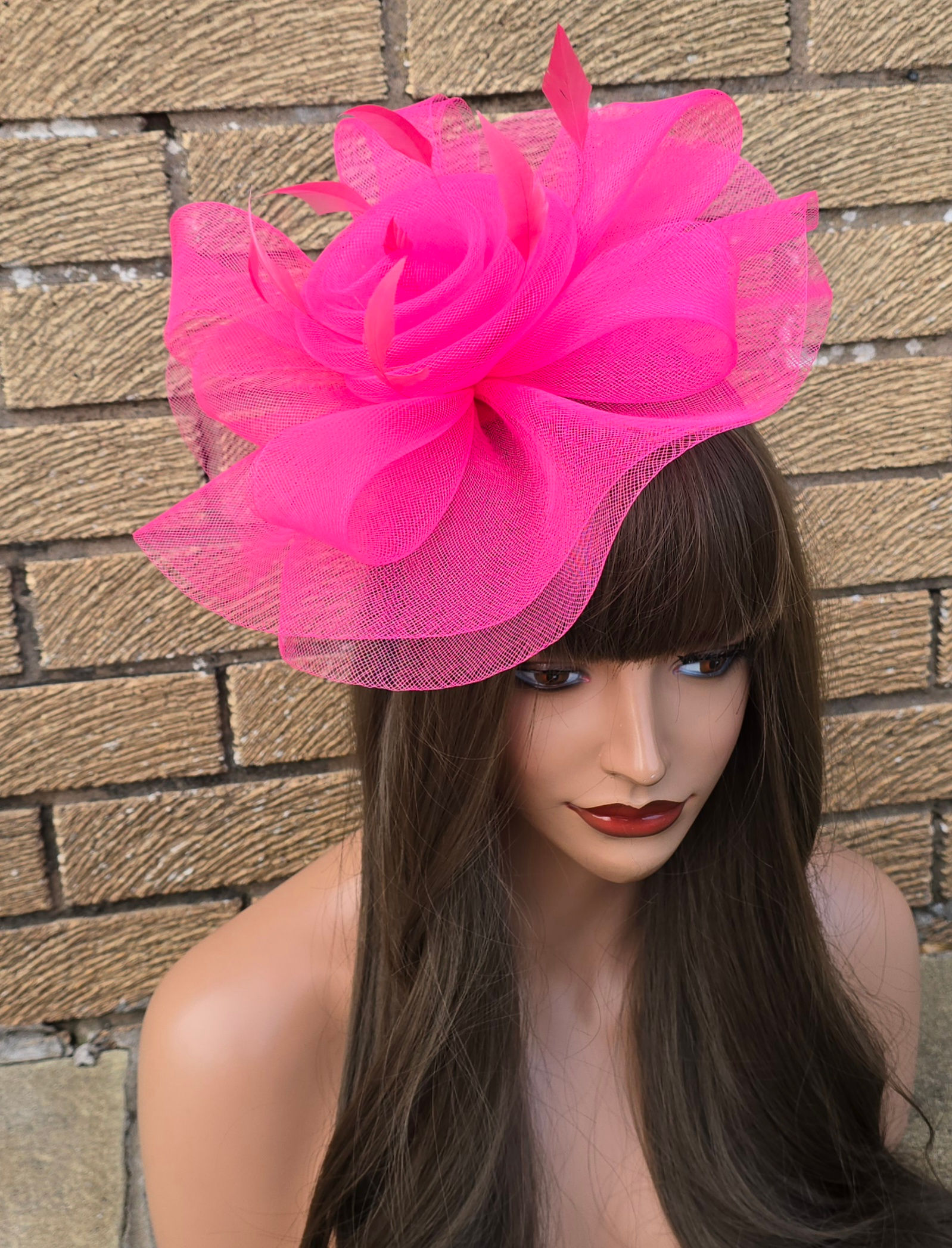 Vibrant Pink mesh Fascinator on a band 160525