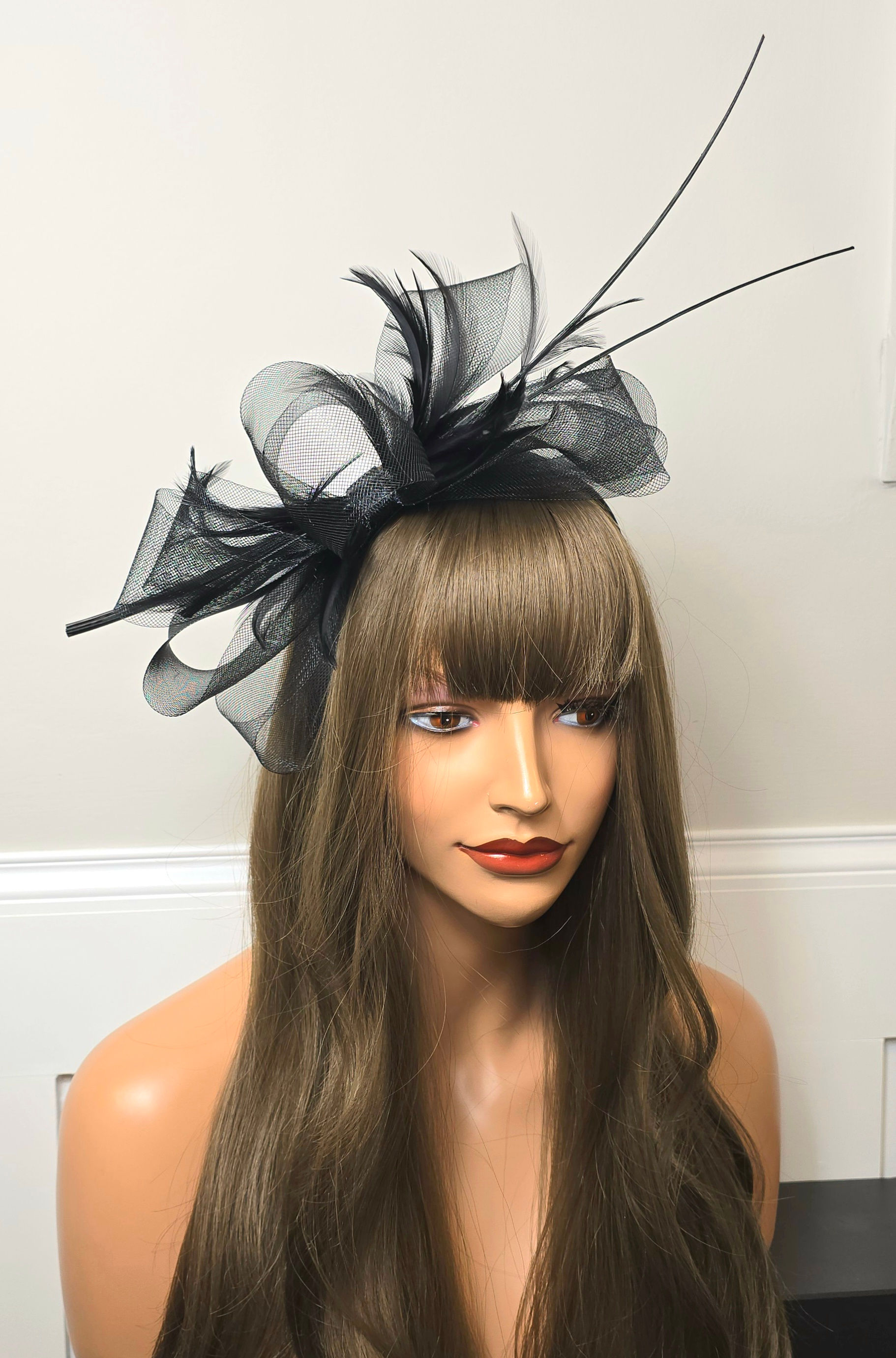 Black mesh Fascinator on a band 150525