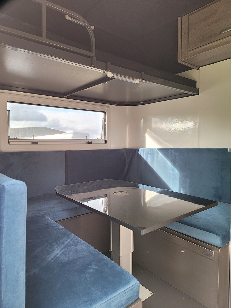 Thumbnail: 2 Horse Angle Load Deluxe Living Float