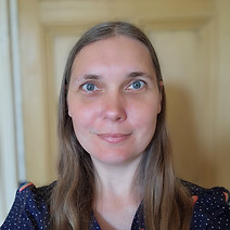 Badge Photo Cait_edited_edited_edited.jp