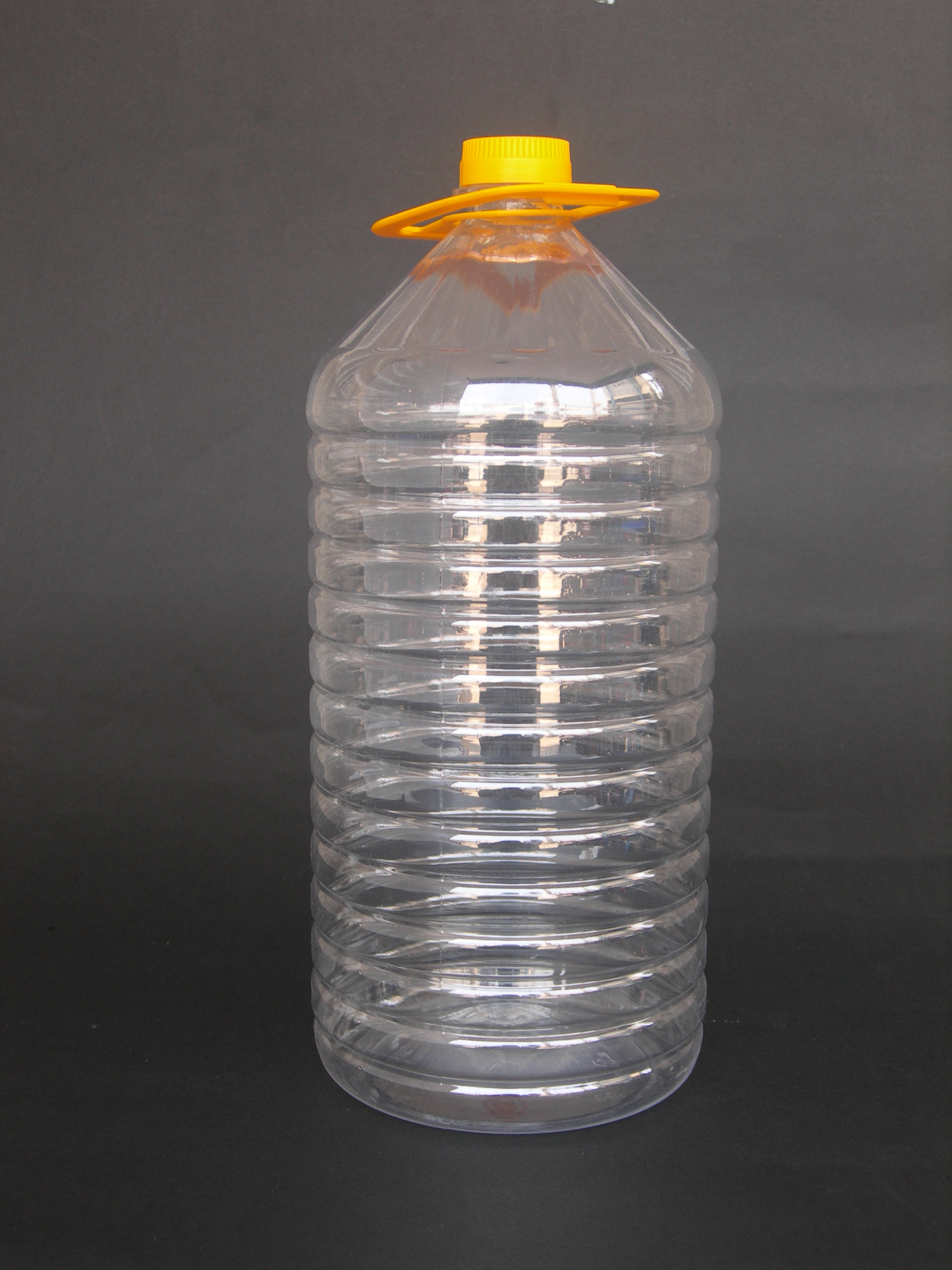 3.8L PET 95G GENERICO R33
