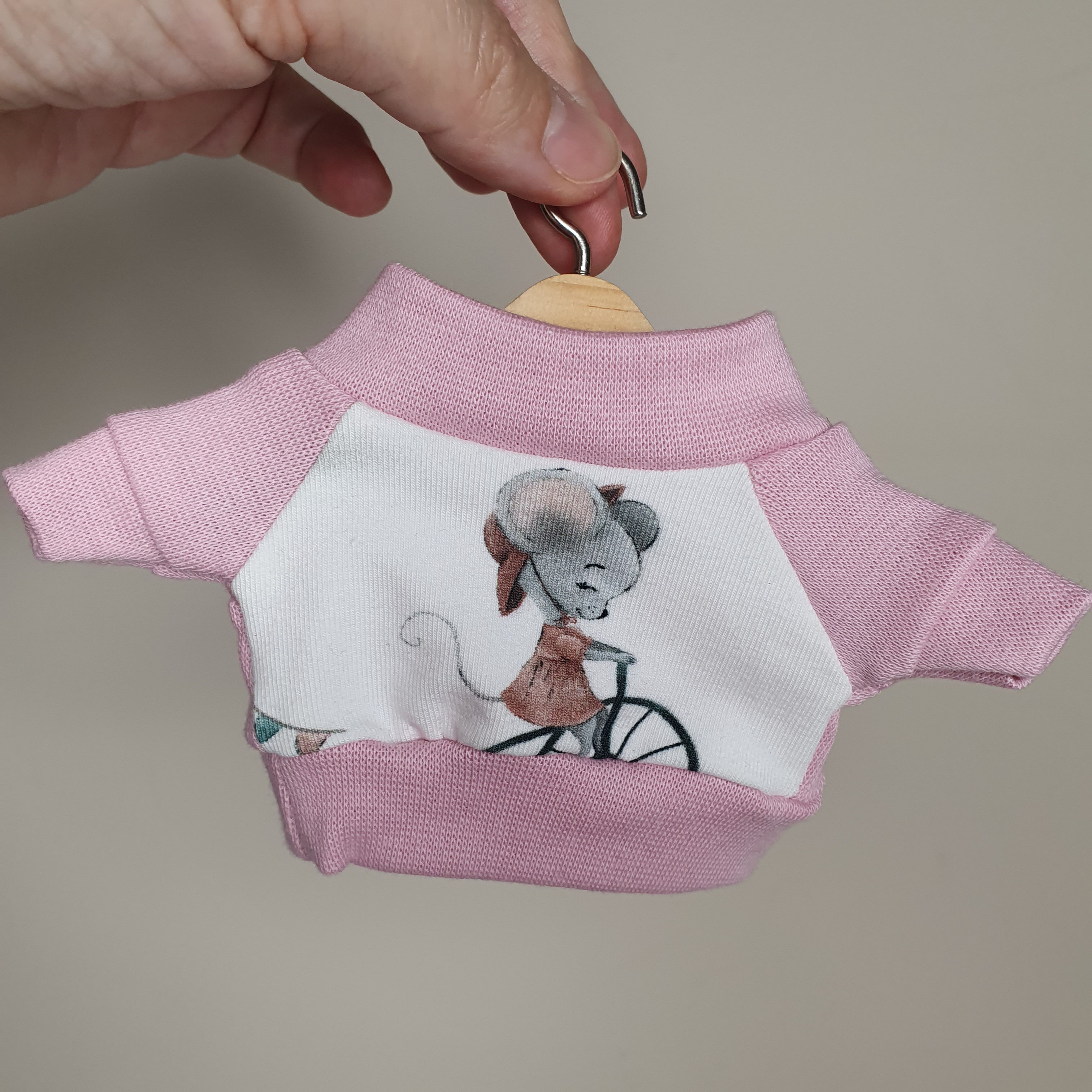 Bluzeczka mikro z myszką ( na Labubu)