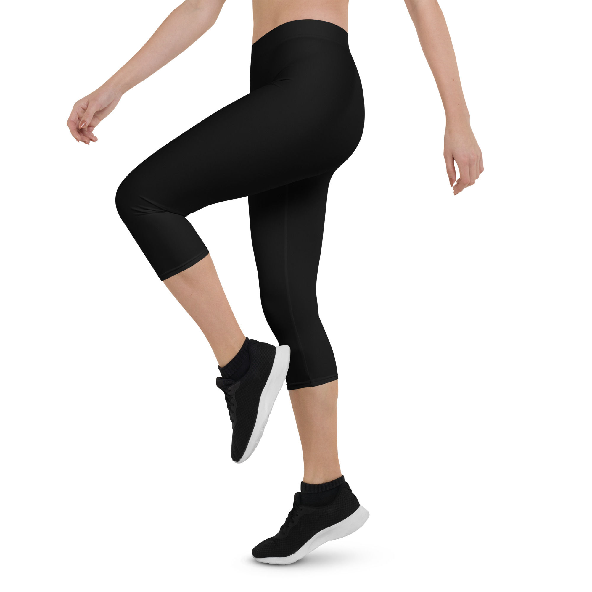 Black mid-rise capri leggings