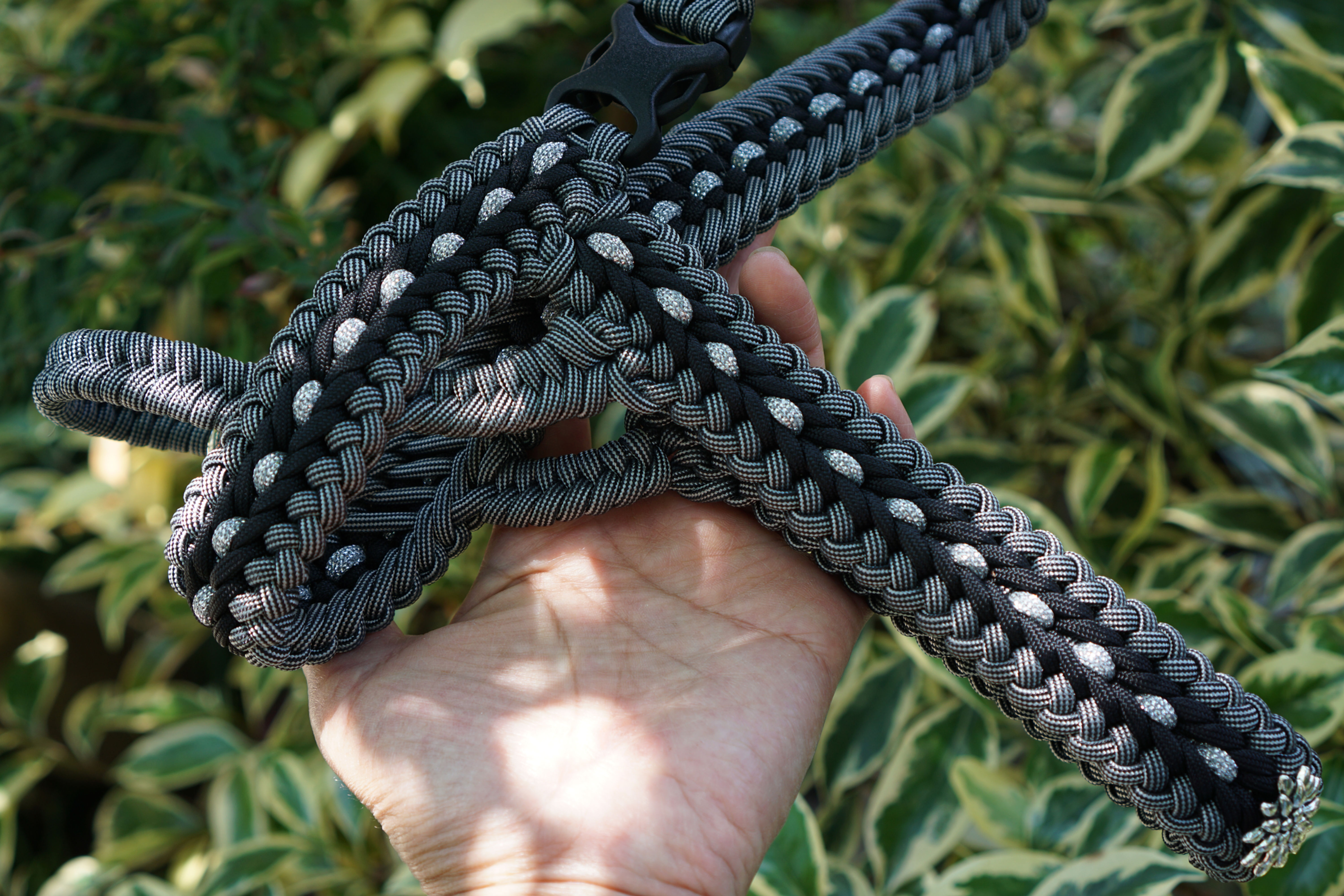 ㉘  ハーネス　サンクティファイデザイン（4㎜ cord）