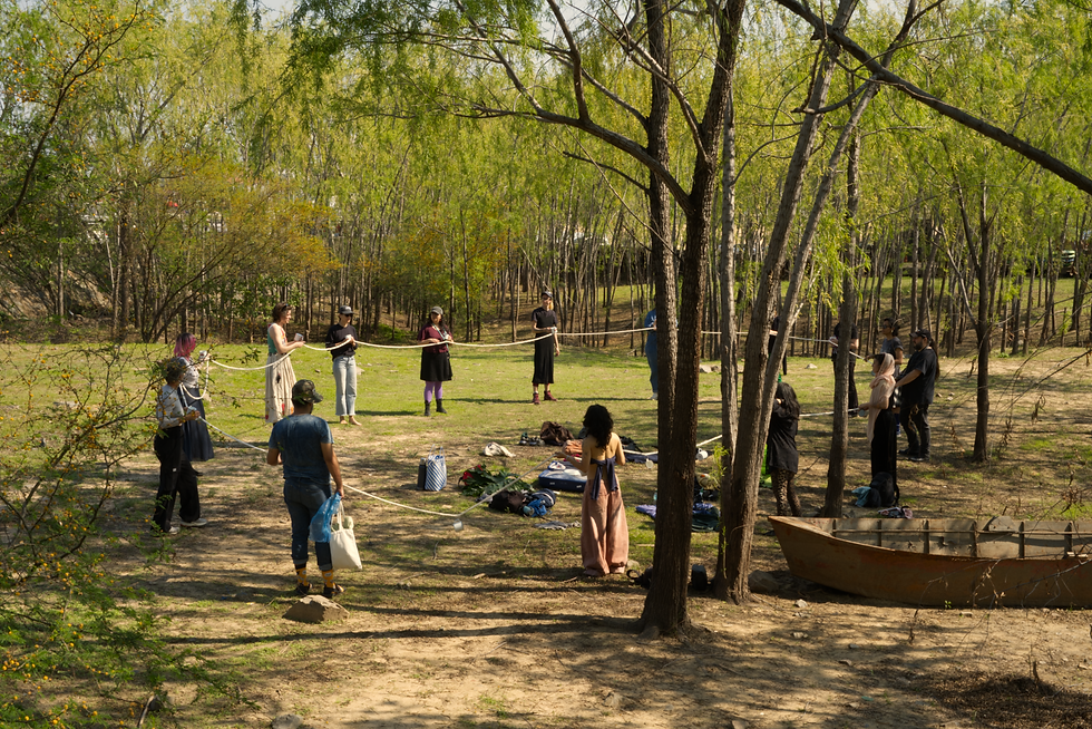 Con los párpados secados (2025) de Pierre–Yves Delannoy.