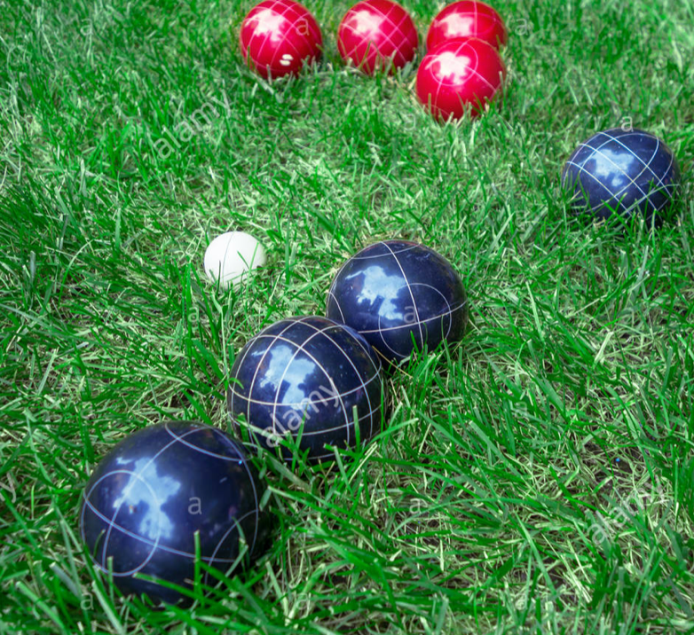 BOCCE BALL LAWN GAME