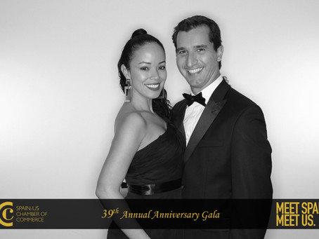 Glam Photo Booth Black and White