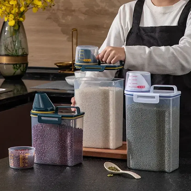 Thumbnail: Airtight Dog Food Storage Container – Pet Food Dispenser with Scoop