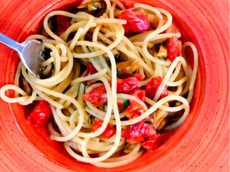 Lo spaghetto alle vongole e pomodorini
