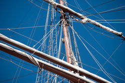 mastil, velas y cabos