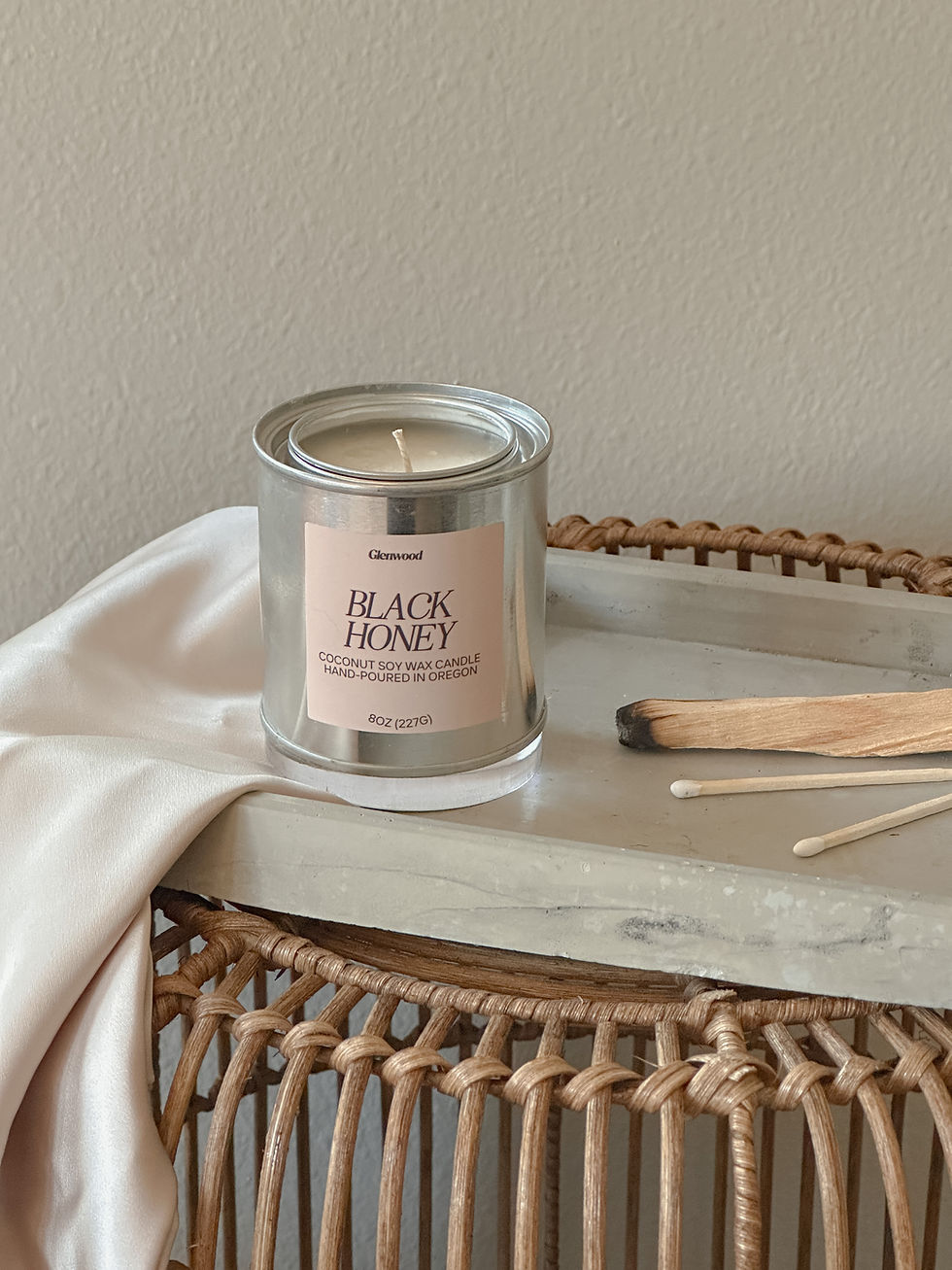 Thumbnail: Black Honey candle