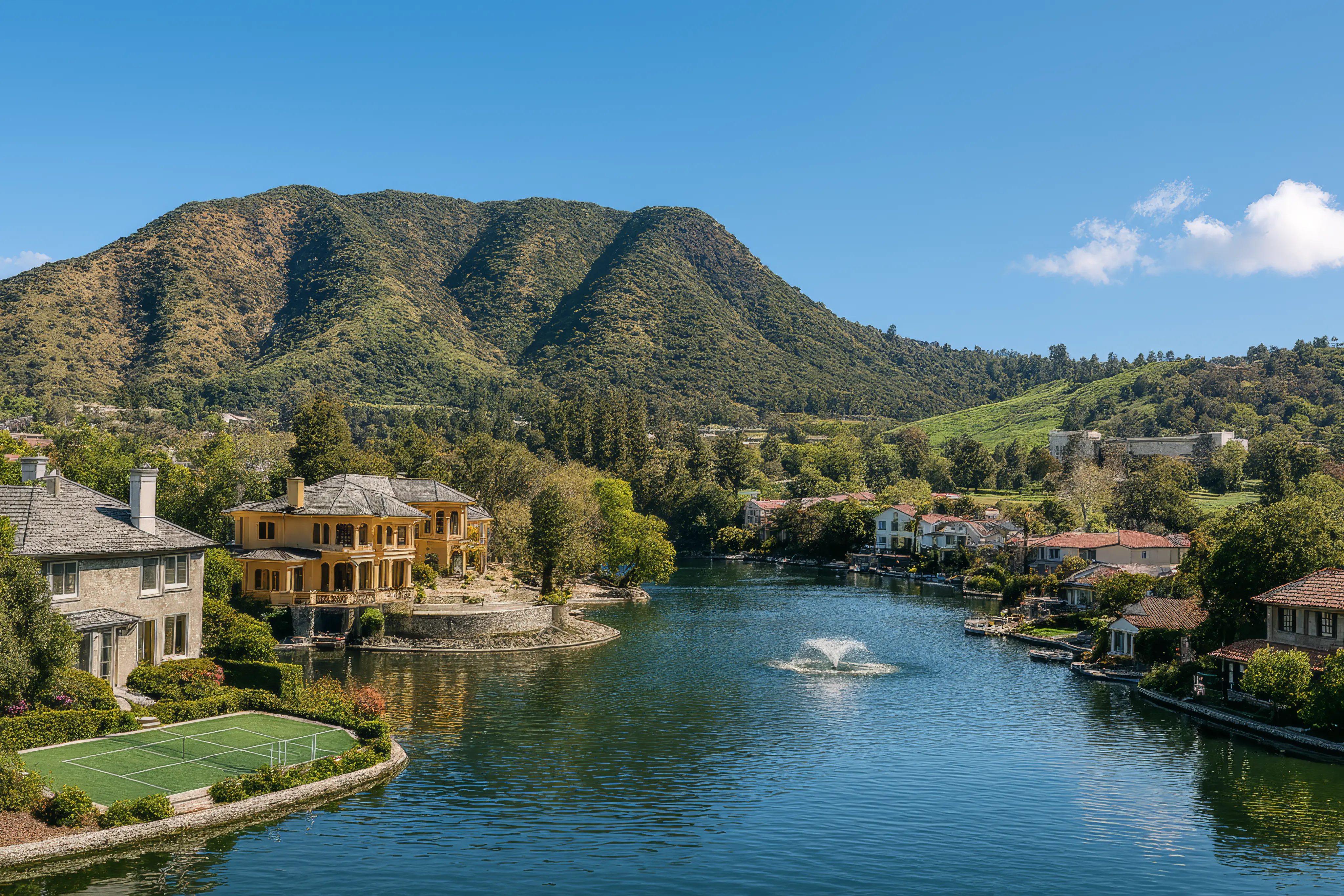 Moments from the Toluca Lake Chamber