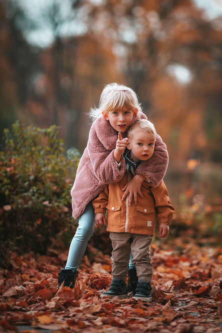 sesja rodzinna, fotografia rodzinna, sesja dziecięca, fotografia dziecięca, fotograf rodzinny kraków, sesje w plenerze, Joanna Banach fotograf, Głębia Chwil fotografia Joanna Banach