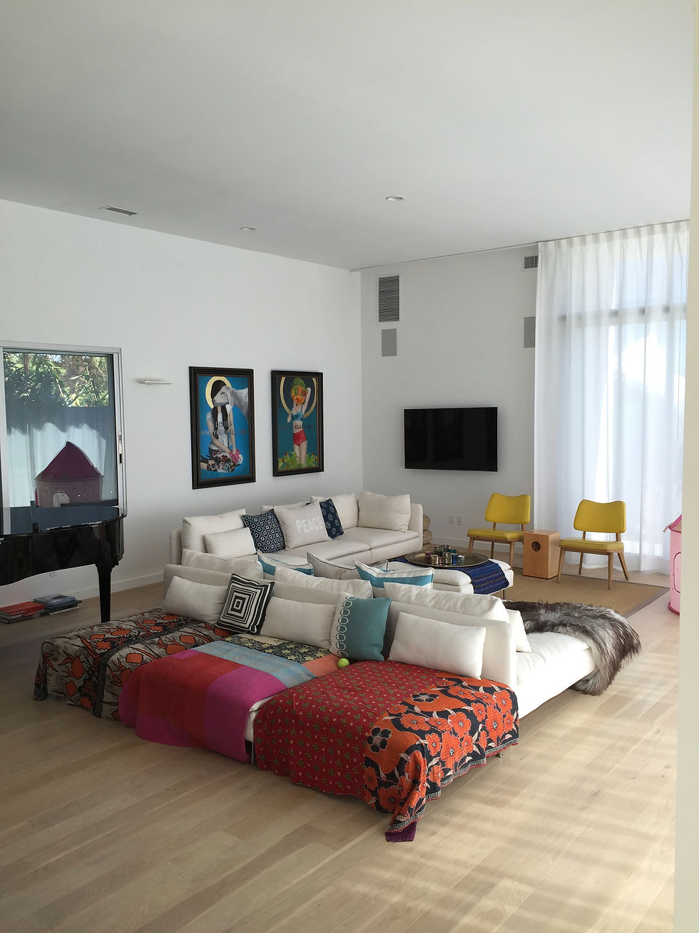 MV GREAT ROOM
