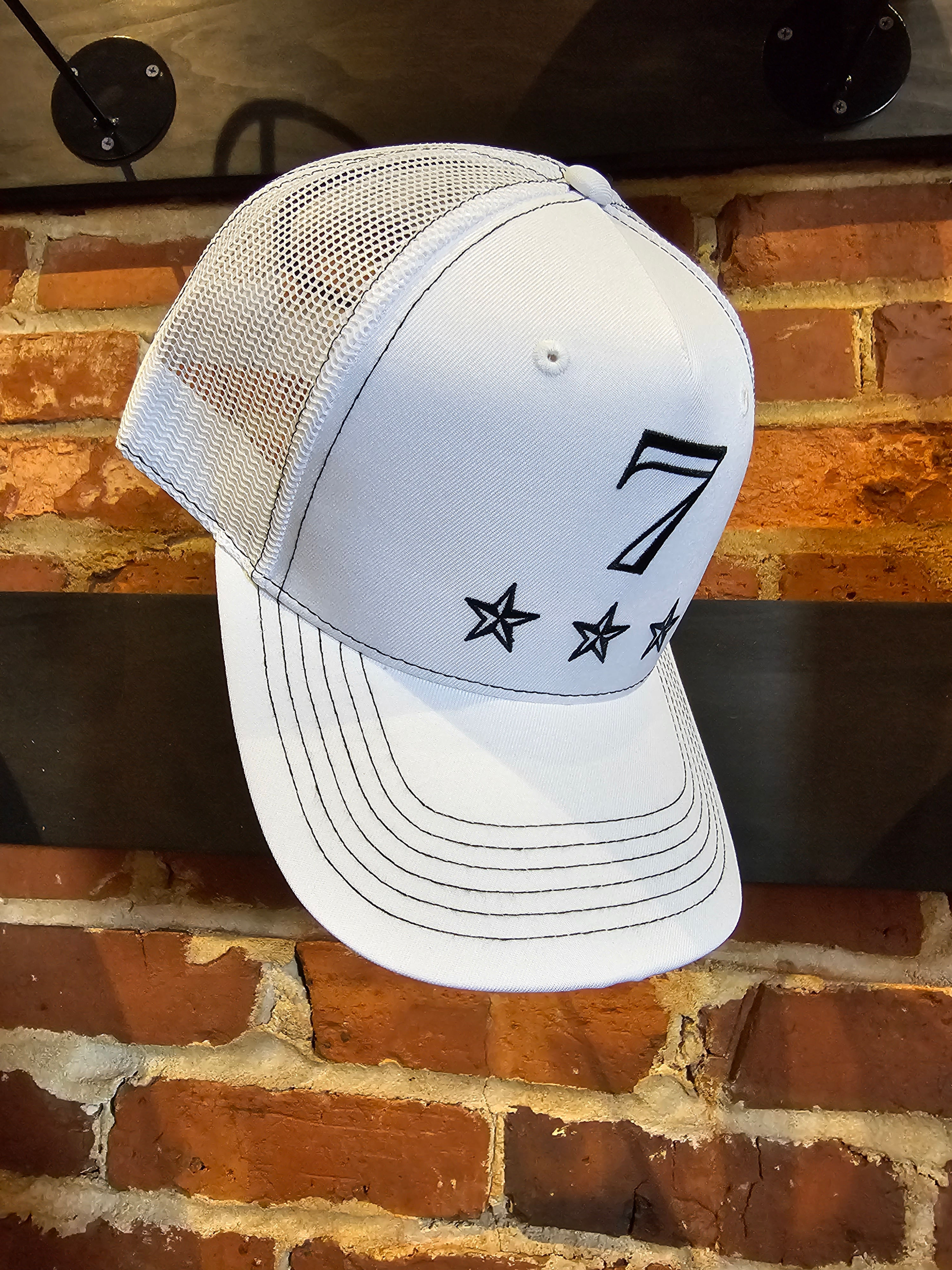 73 MoTo 7 and 3 Stars White Hat Side