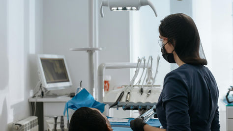 Dentist: How to Choose the Right Dentist in Dubai for Comprehensive Care