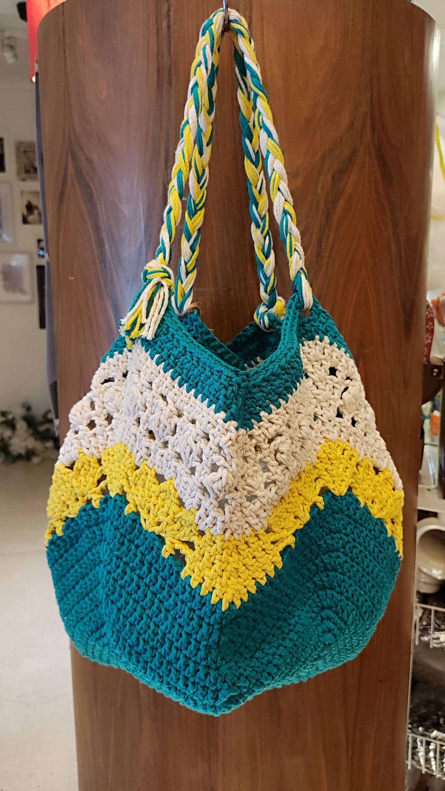 白黃綠鈎織菜籃包 (SY141)