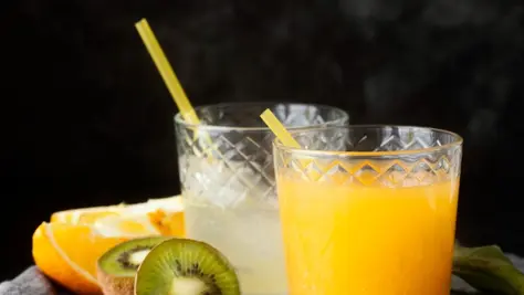 Bardak bardak içenler tehlike altında: Aşırı meyve suyu kalp sağlığını yerle bir ediyor