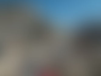 montanha de roupas descartadas no deserto do Atacama