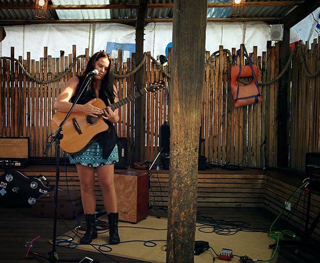Throwback to an awesome gig at Captain Picnicks in Rye (Victoria, AU) last year!