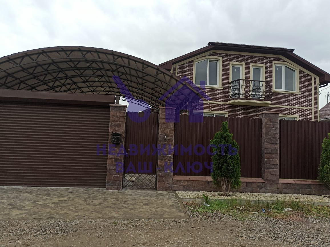 Кирпичный дом, район - Развилка, 117,8 кв.м, 4 сотки.