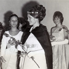 Bev Fair Queen 1971.jpg