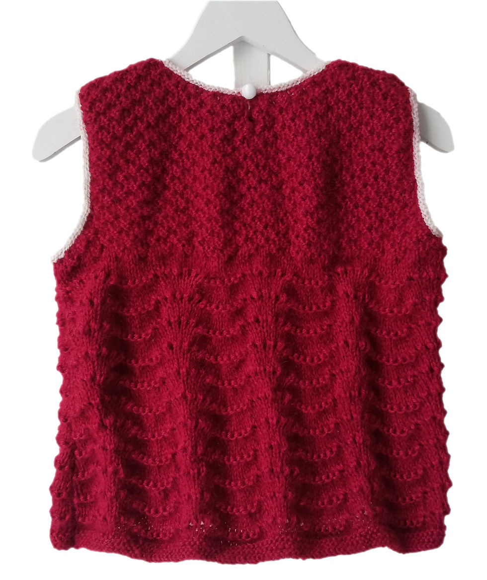 Robe faite main au tricot, couleur framboise