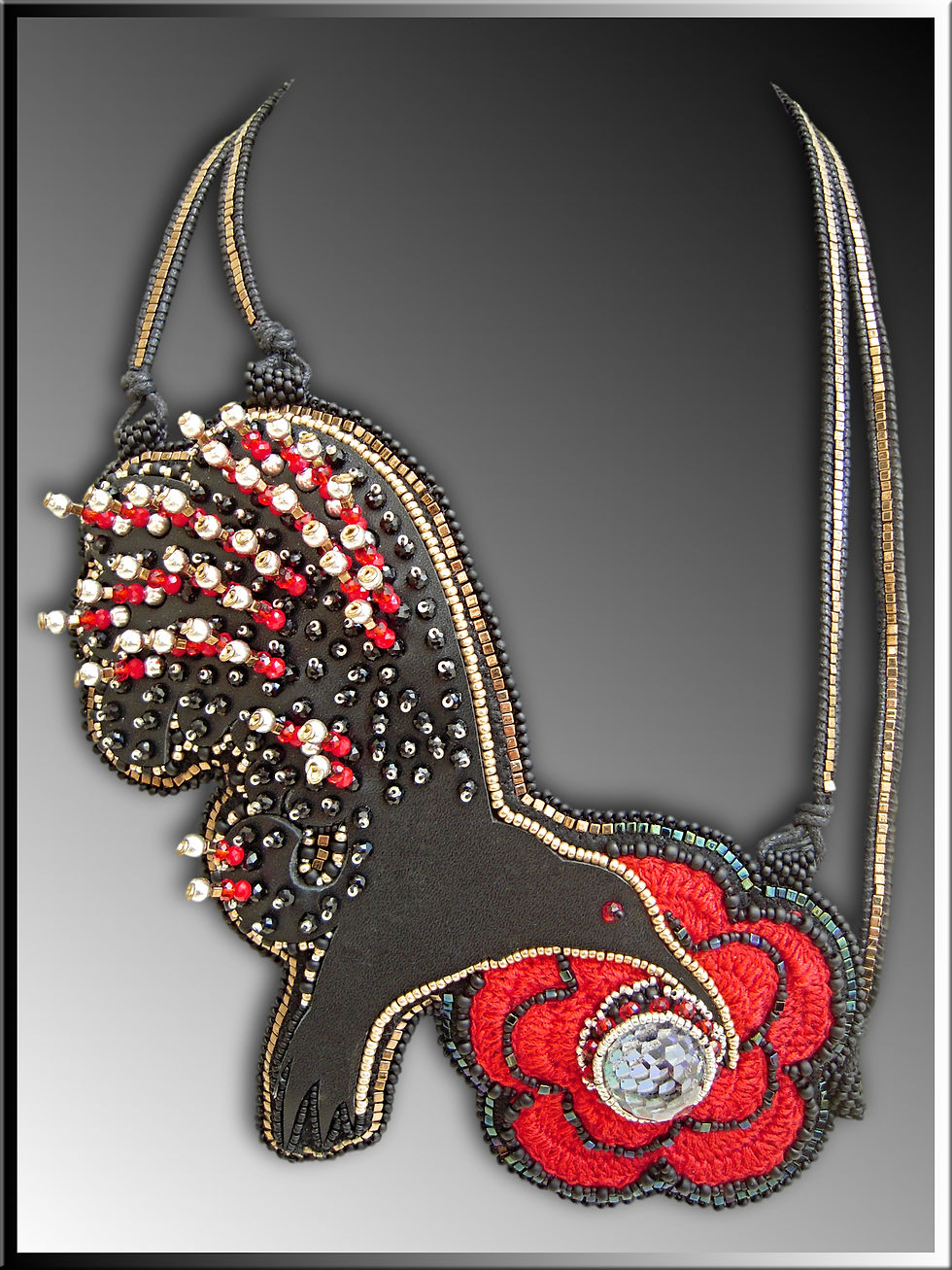 Collier fait main en cuir et crochet