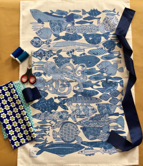 Preparation to make an apron