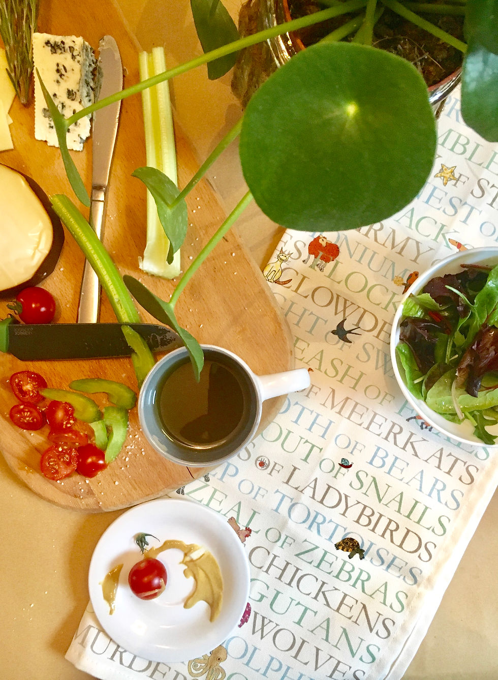 Miniaturbild: Collective nouns for animals tea towel - pictures and text