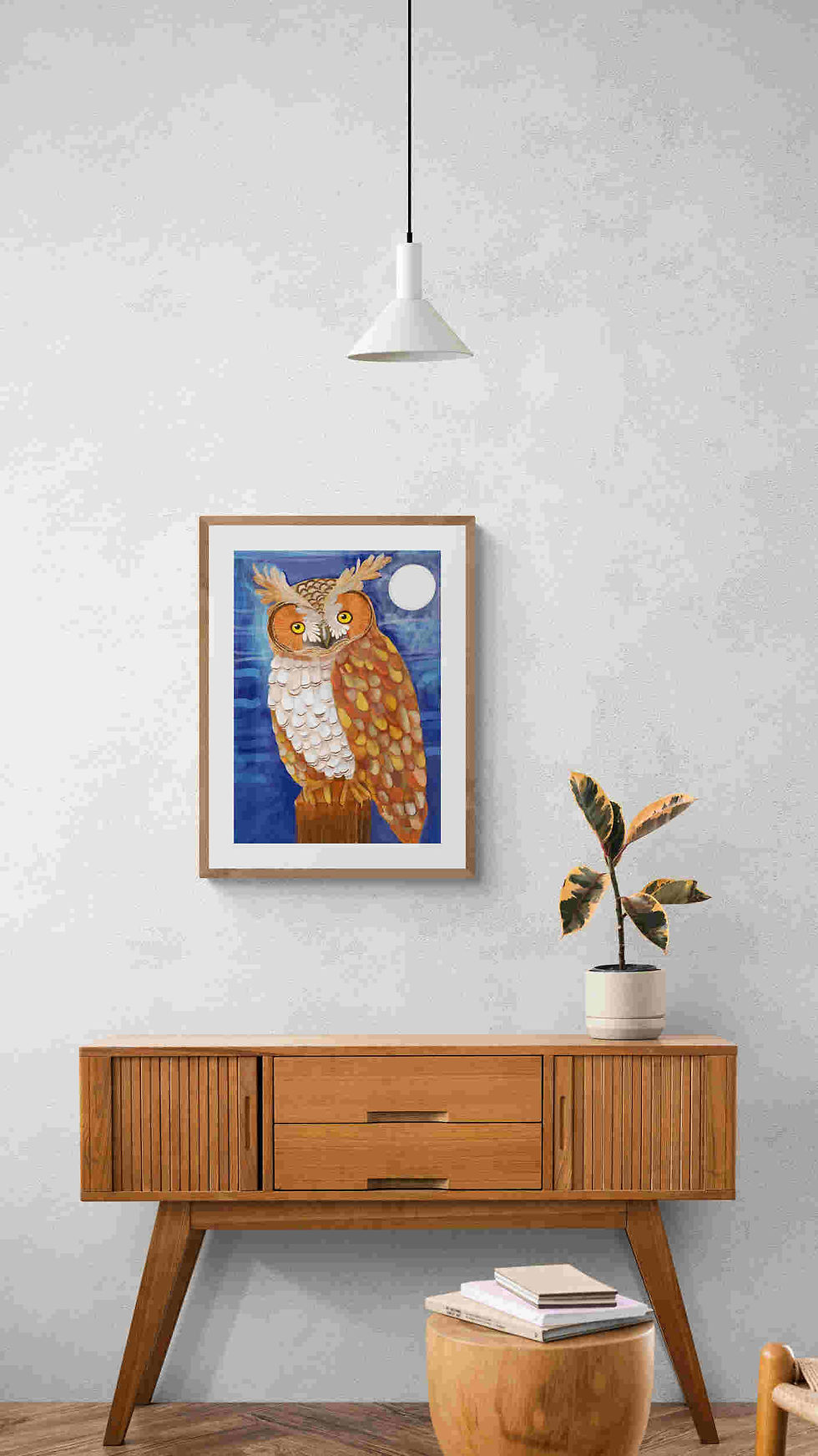 Miniaturbild: Beautiful owl print. The owl is looking out of the print and is finely detailed