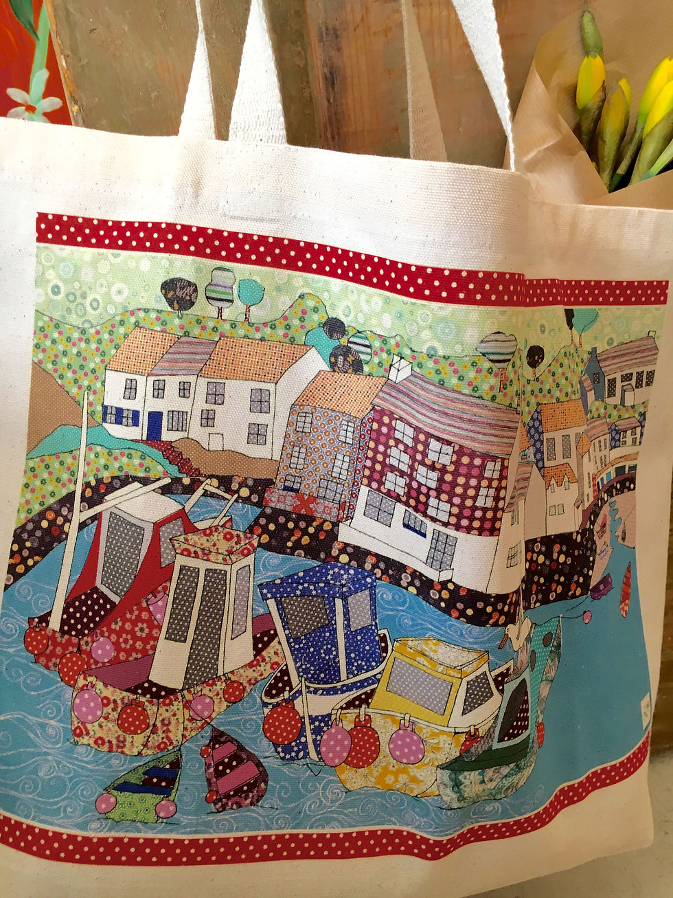 Miniatura: Seaside Harbour with fishing boats design on a canvas shopper