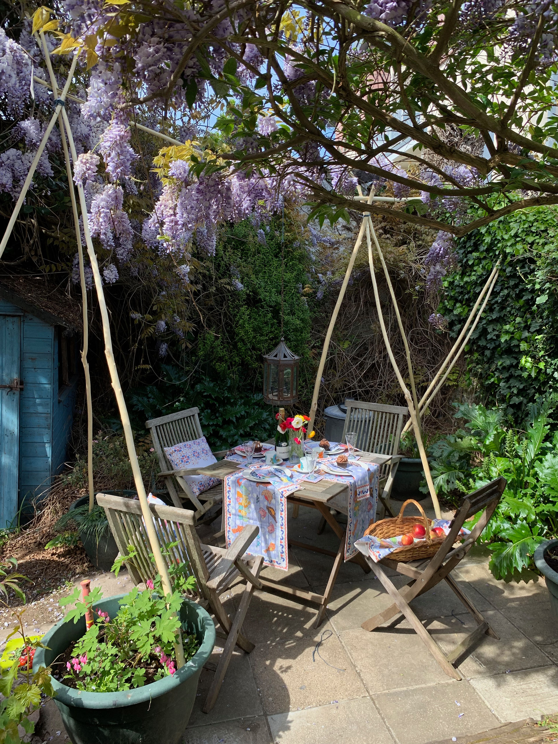 Garden scene