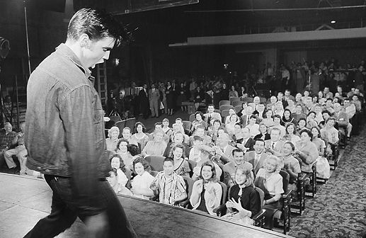 Gladys and Vernon visiting the Paramount 4th row at the right