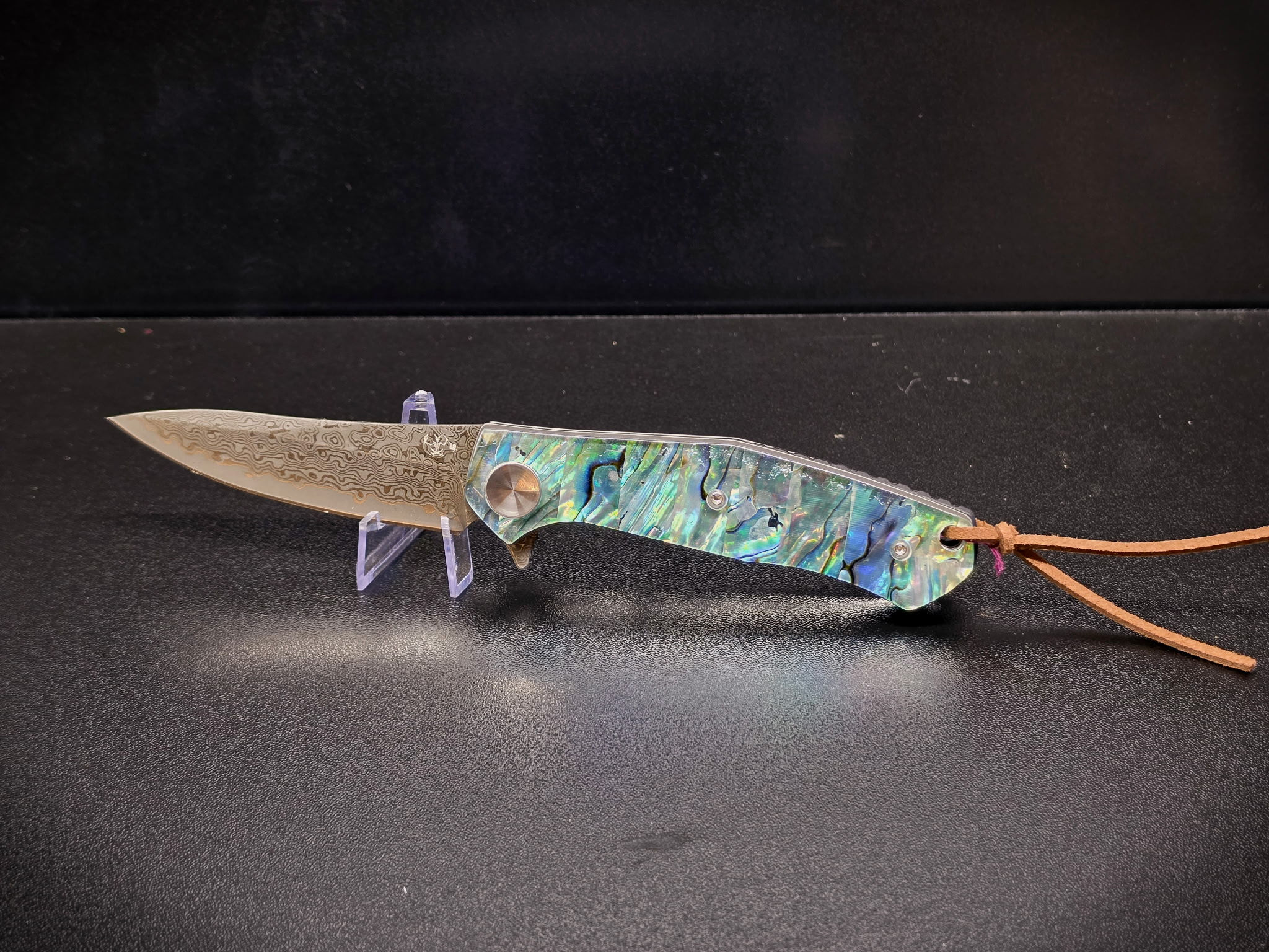 Everyday Carry Folding Knife – Imitation Abalone Handle