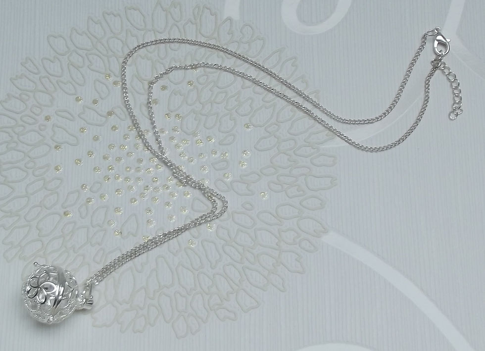 Miniature : Pendentif, grelot fleuri ajouré