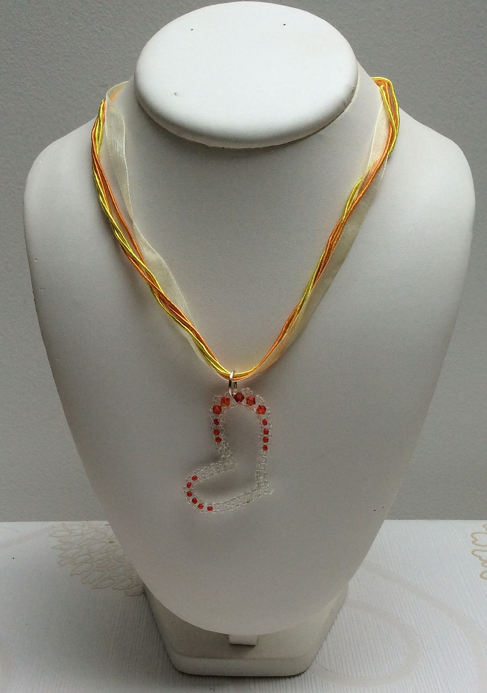 Miniature : Pendentif, coeur transparent en toupies Swarovski rouge orangé