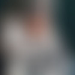 Long-lost Amsel interview footage found! Bette Midler! The left vs. right war rages on!